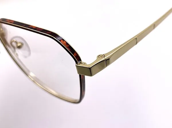 Titanium frames with Windsor Circle 3 Titanium frames with Windsor Circle 3